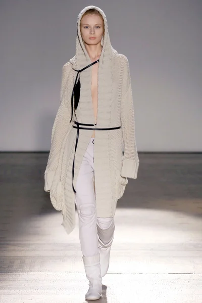 Look 17